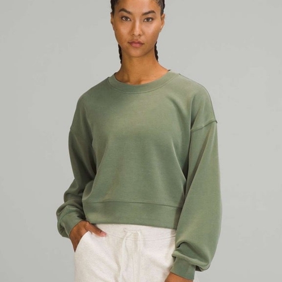 Lululemon Perfectly Oversized Crop Crew, Green Twill, 6 - Picture 1 of 6